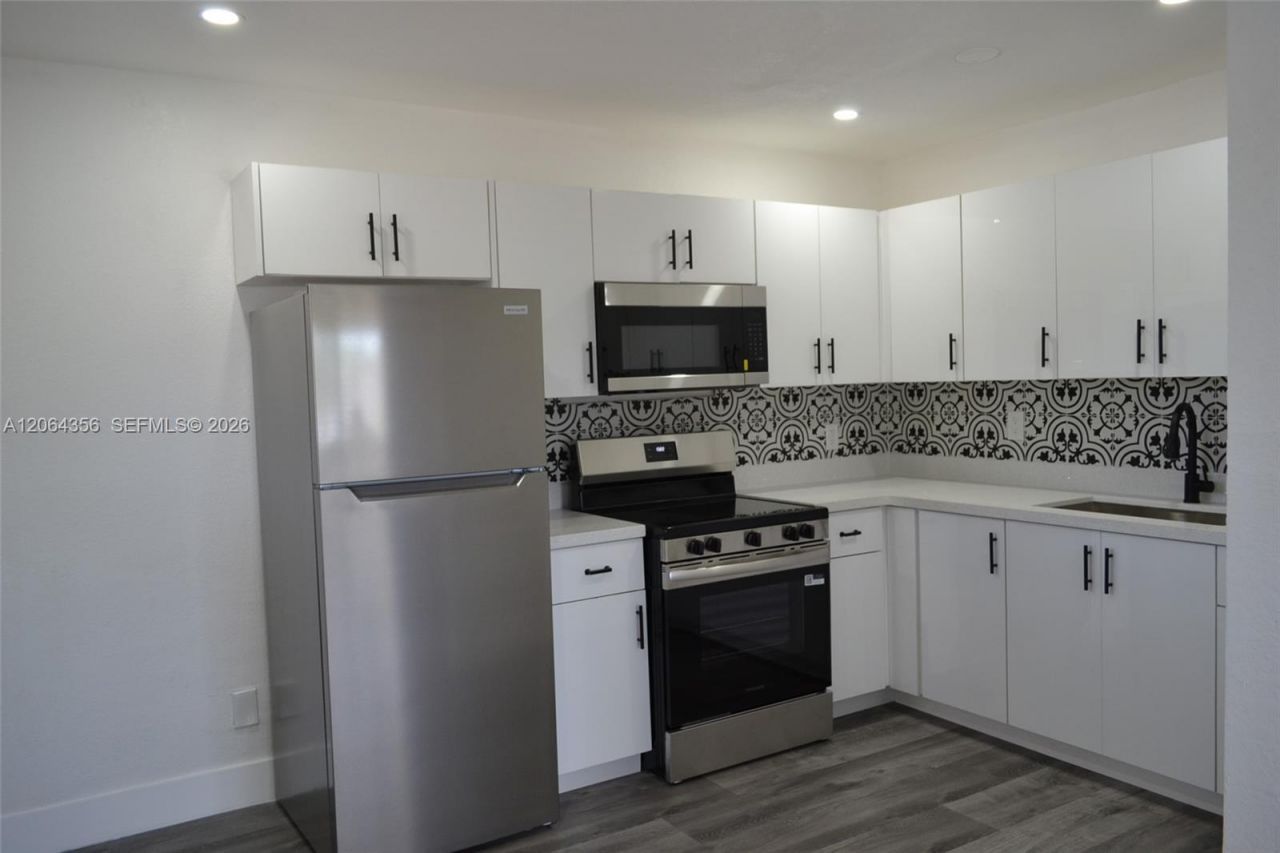 940 NW 8th Ave, Pompano Beach, FL 33060 Photo