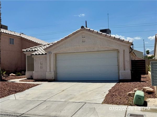 1833 Sierra Hills Way , Las Vegas, NV 89128
