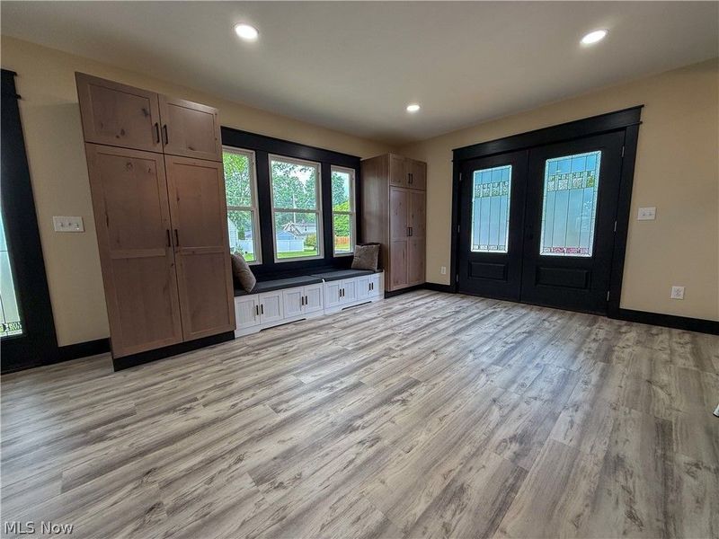 105 E Vermont Avenue , Sebring, OH 44672 Photo 13