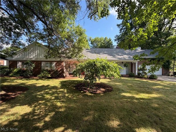 554 W Main Street , Dalton, OH 44618