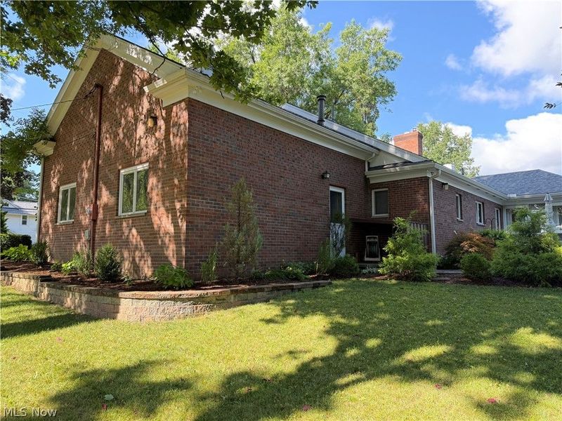 554 W Main Street , Dalton, OH 44618 Photo 4