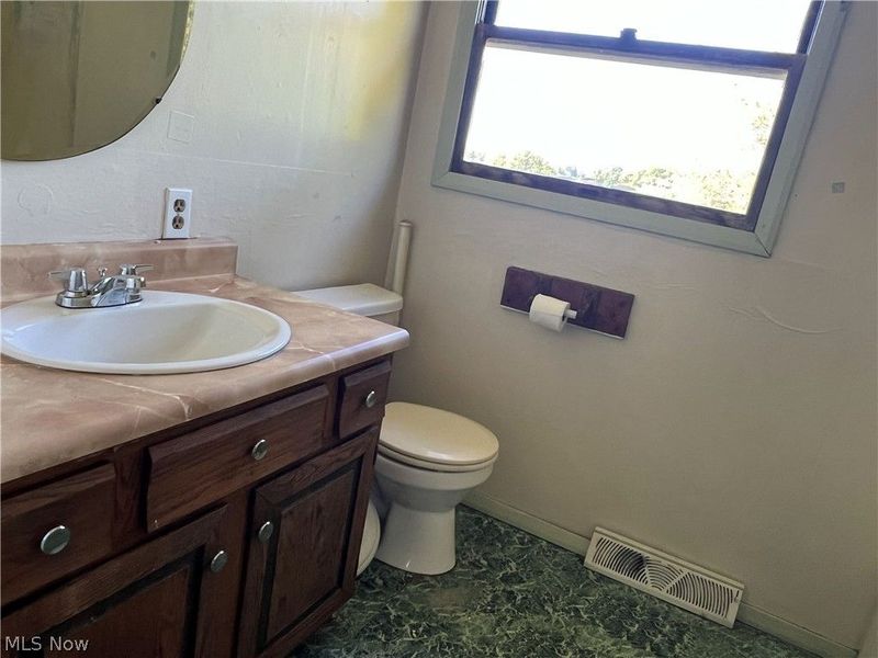 1081 Creek Road, Pierpont, OH 44082 Photo 6