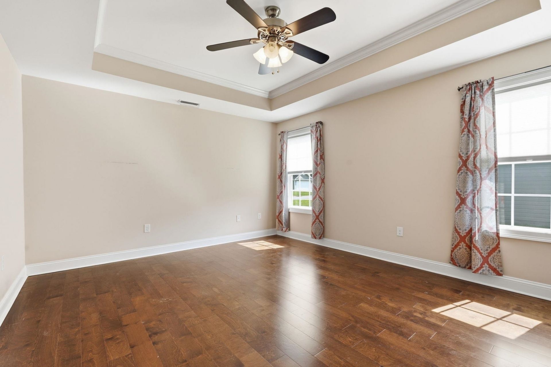 226 Blue Jacket Dr. Photo 13