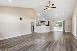226 Blue Jacket Dr. photo 4