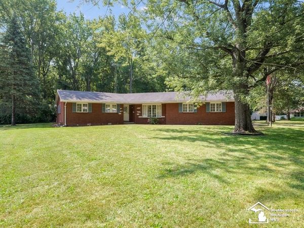 3140 Camboni Way, Monroe, MI 48162
