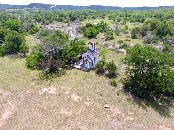 2655 Welgehausen RD, Fredericksburg, TX 78624
