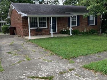 119 Rolling Acres Drive, Nicholasville, KY 40356