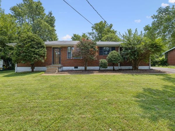 431 Heney Dr , Nashville, TN 37214