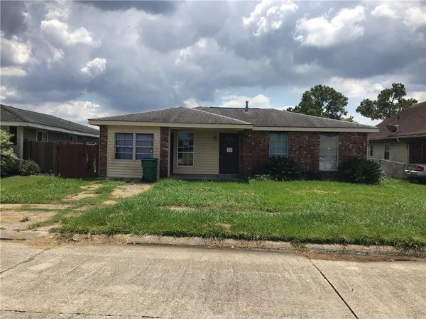 629 TAYLORBROOK Drive , Gretna, LA 70056