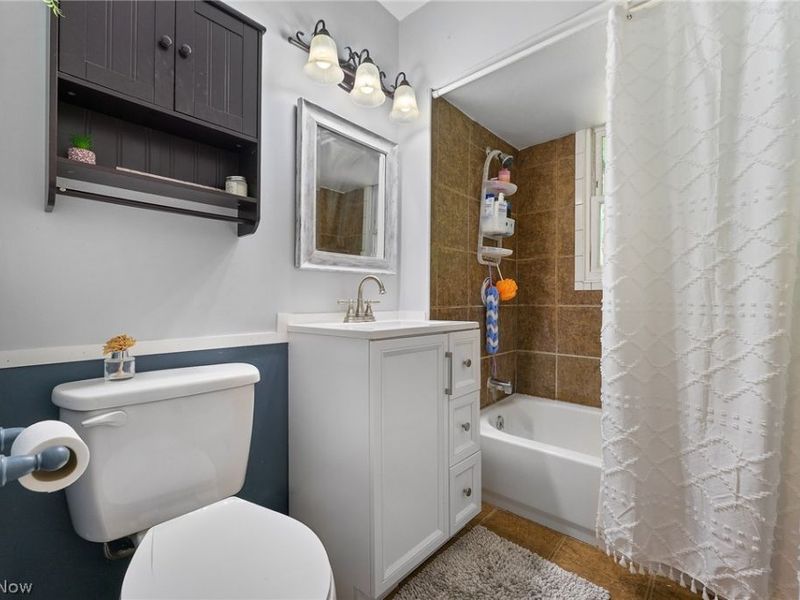 10901 Main Street , New Middletown, OH 44442 Photo 14