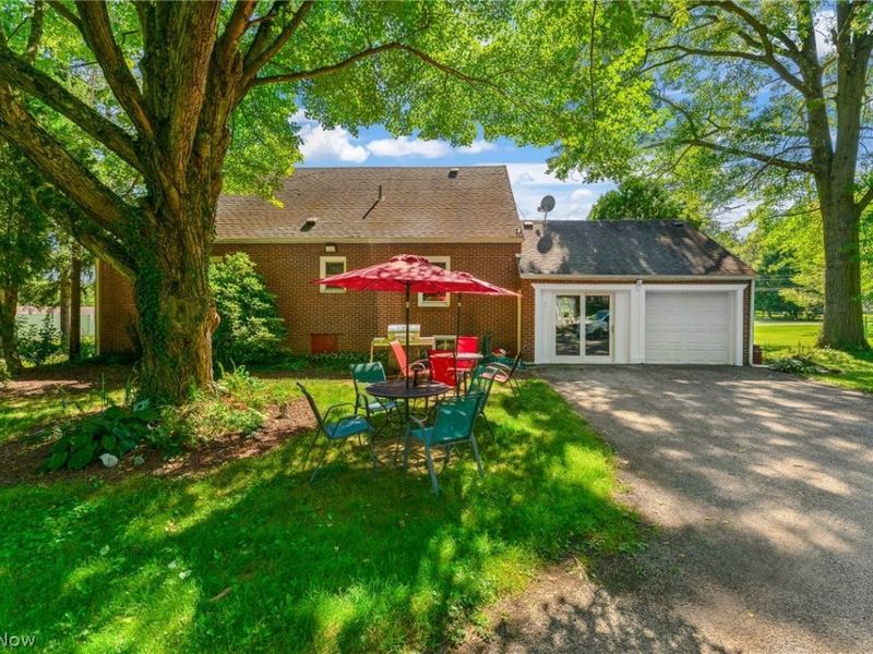 10901 Main Street , New Middletown, OH 44442 Photo 37
