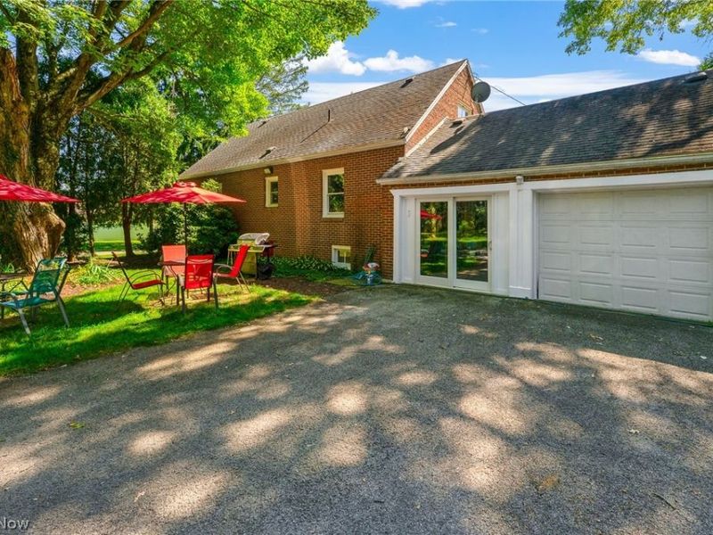 10901 Main Street , New Middletown, OH 44442 Photo 39