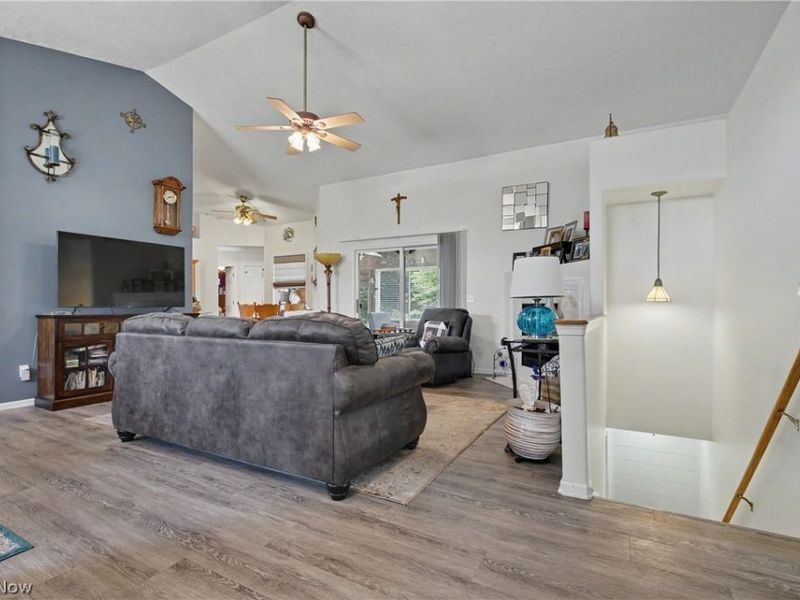 11547 Grand Valley Drive NW, Uniontown, OH 44685 Photo 16
