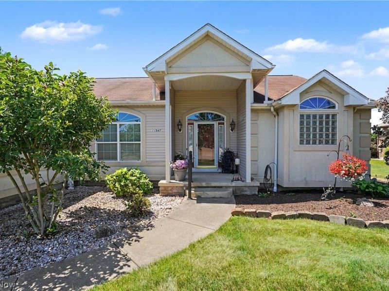 11547 Grand Valley Drive NW, Uniontown, OH 44685 Photo 5