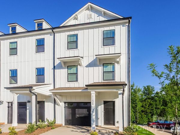 11828 Avocet Street , Charlotte, NC 28215