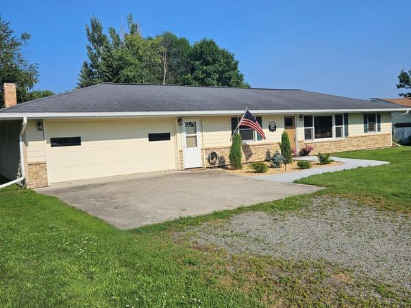 126 Elm Drive, Warroad, MN 56763