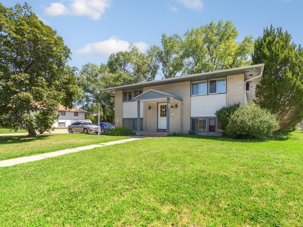 8843 18th Avenue S, Bloomington, MN 55425