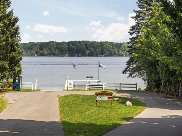 3855 White Birch Drive, Grawn, MI 49637