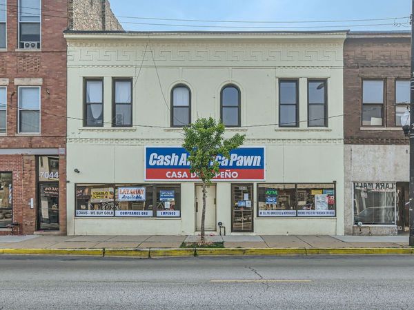 7048 N Clark Street , Unit 2FLR, Chicago, IL 60626