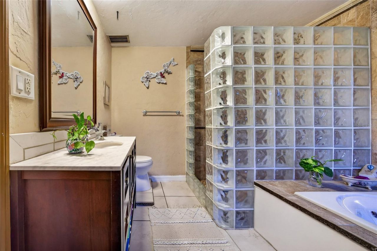 4701 Spahn Street, Sarasota, FL 34232 Photo