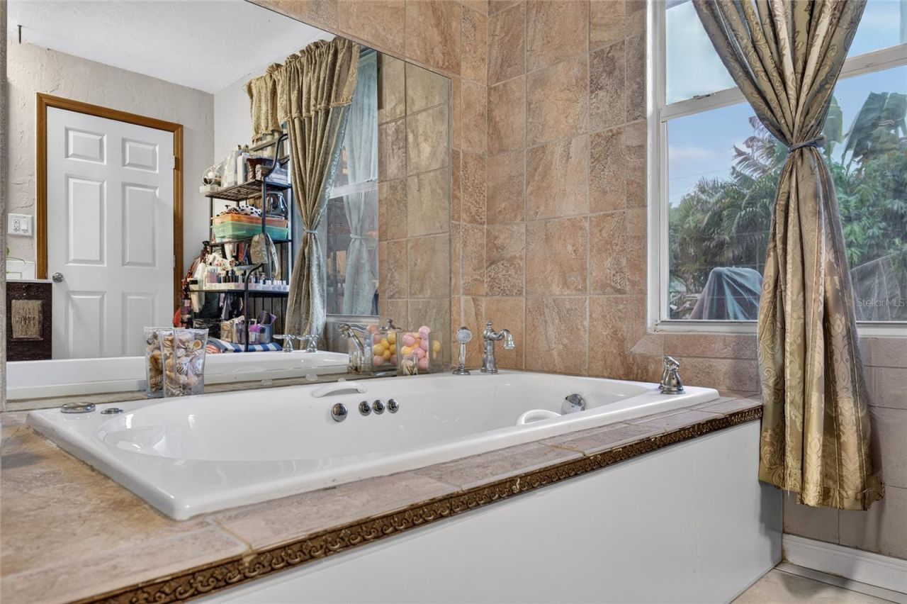 4701 Spahn Street, Sarasota, FL 34232 Photo