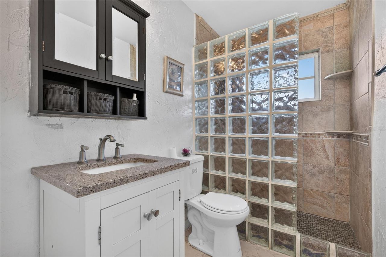 4701 Spahn Street, Sarasota, FL 34232 Photo
