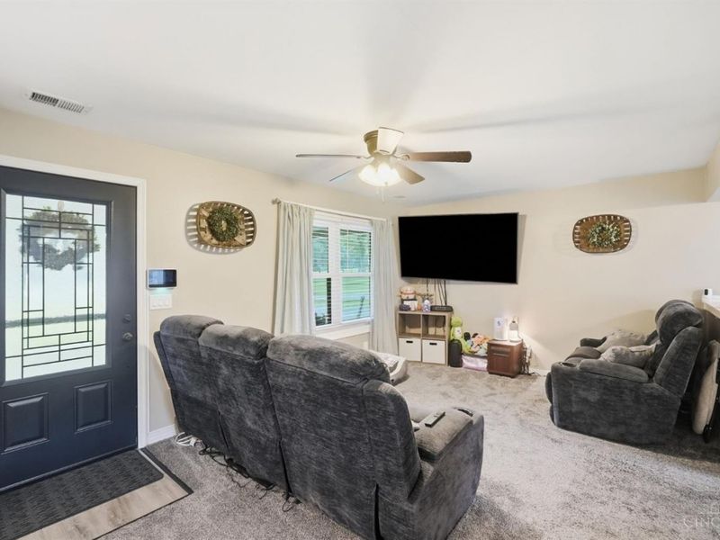 1439 Lyons Road, Amelia, OH 45102 Photo 18