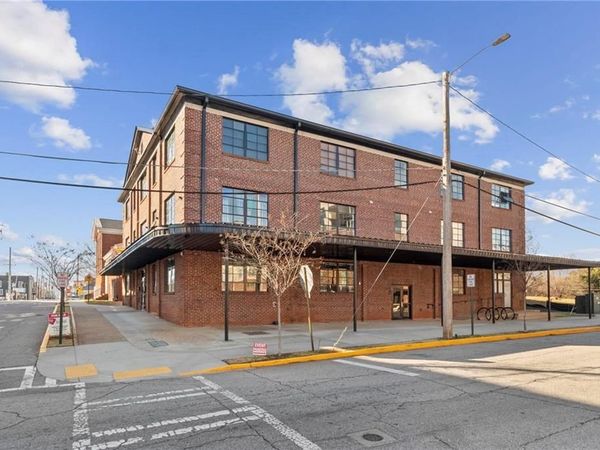 1805 Harvard Avenue , Unit 305, College Park, GA 30337