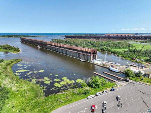 92 E 30th Ave, Superior, WI 54880
