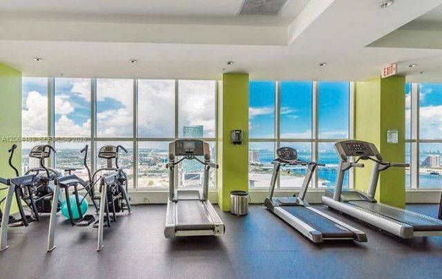 133 NE 2nd Ave, Unit 2309, Miami, FL 33132 Photo