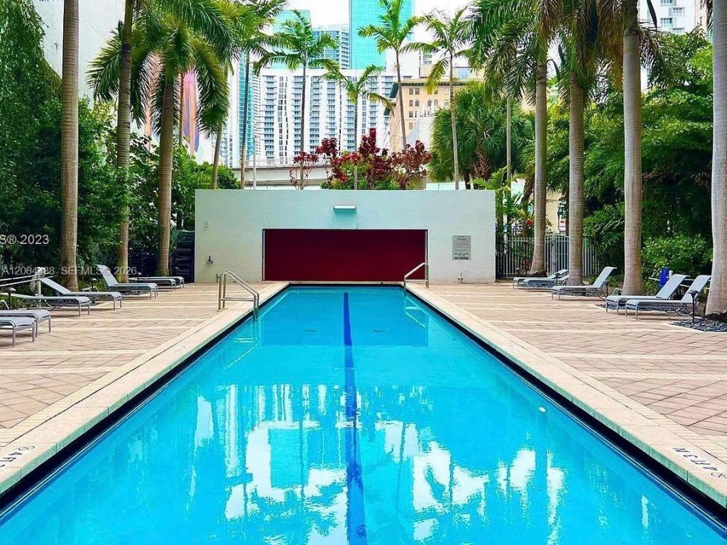 133 NE 2nd Ave, Unit 2309, Miami, FL 33132 Photo
