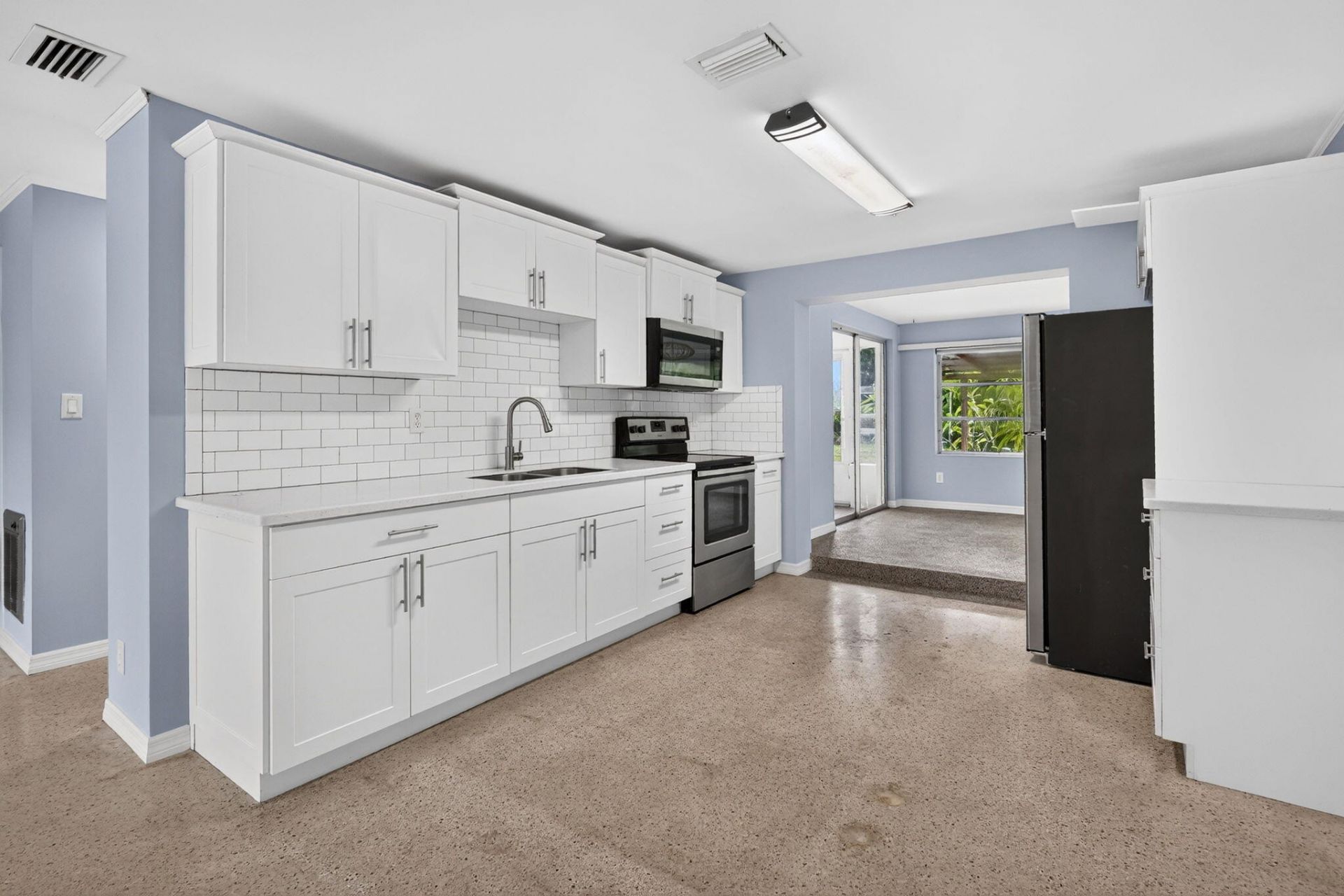 820 SE 13th Street, Stuart, FL 34994 Photo