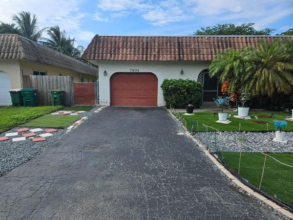 7904 NW 70TH Court, Unit 1-2, Tamarac, FL 33321
