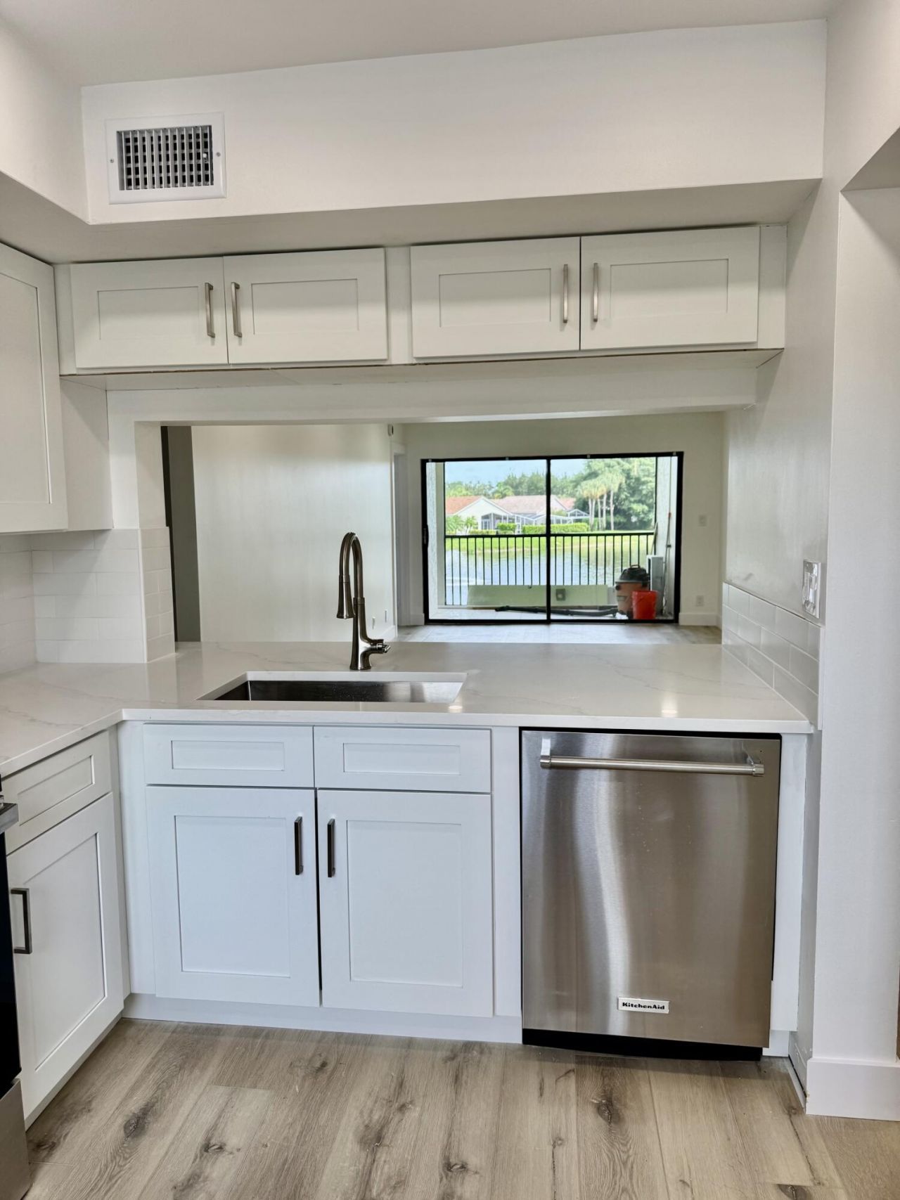 6962 Briarlake Circle, Unit 203, Palm Beach Gardens, FL 33418 Photo