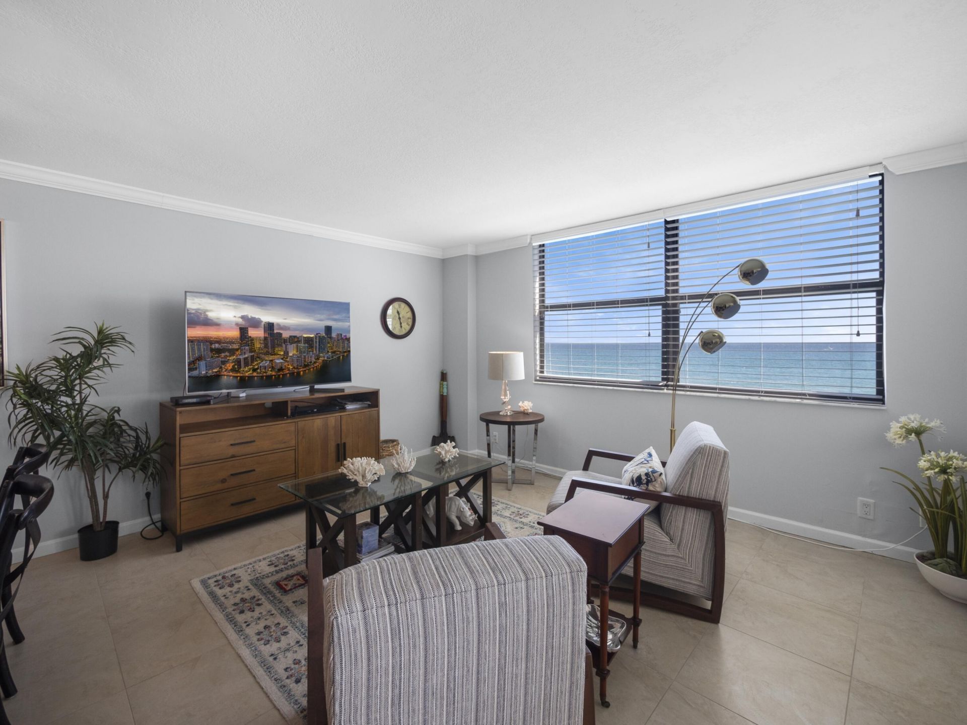 5420 N Ocean Drive, Unit 502, Riviera Beach, FL 33404 Photo