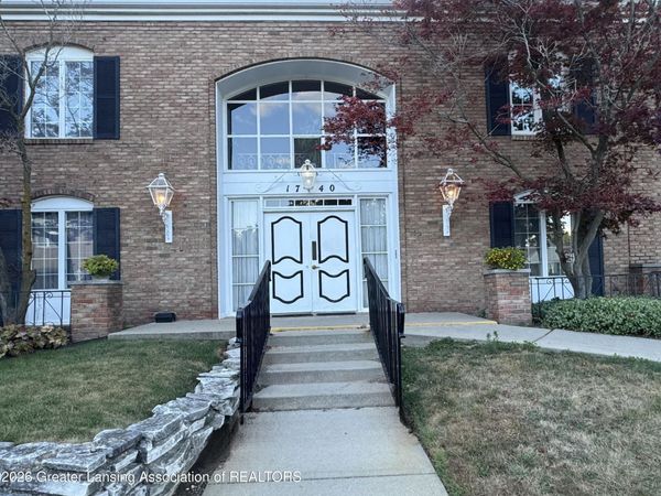 1740 Wellington Road, Lansing, MI 48910