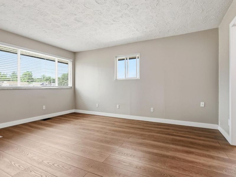 2516 Ontario Avenue, Harrison Twp, OH 45414 Photo 7