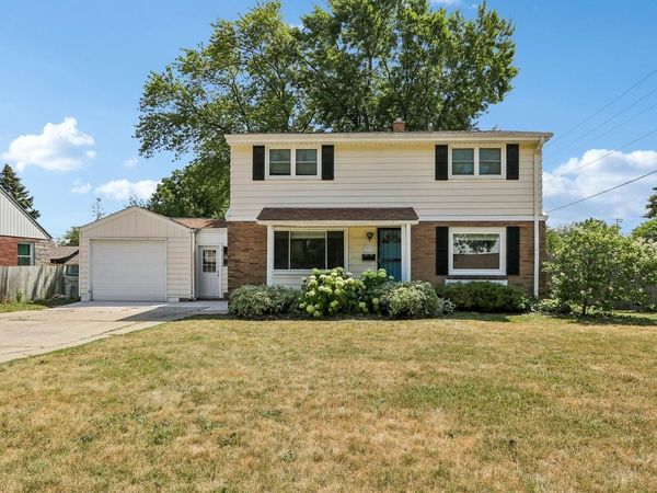 9035 W Morgan AVENUE, Milwaukee, WI 53228