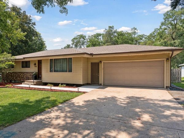 7836 Woodlawn Drive, Mounds View, MN 55112