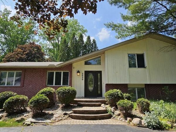 2838 Birchena Crescent, West Bloomfield, MI 48324