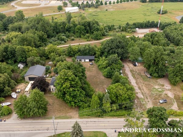 866 E 24th Street, Holland, MI 49423