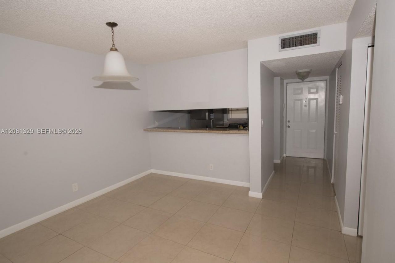 8550 N Sherman Cir, Unit 303, Miramar, FL 33025 Photo