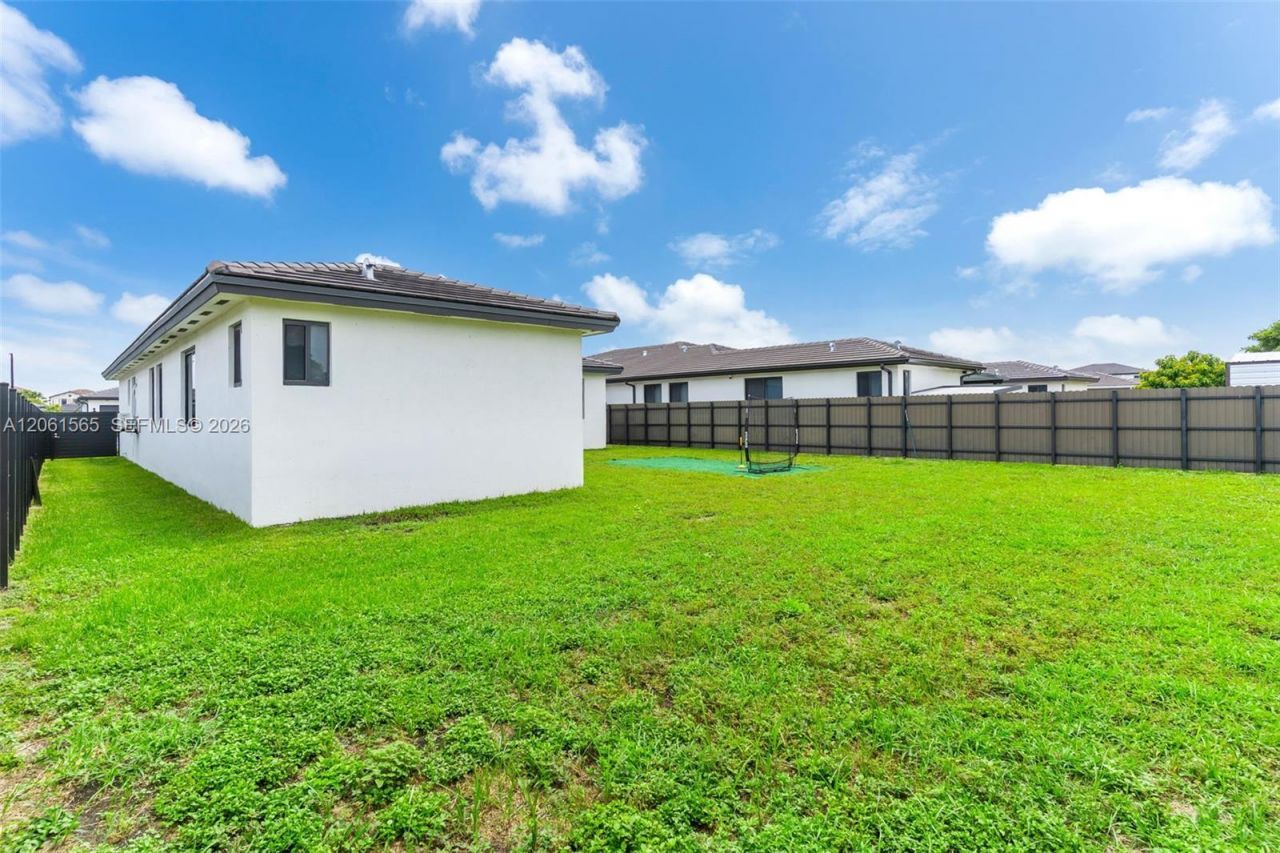 12933 SW 227th St, Miami, FL 33170 Photo