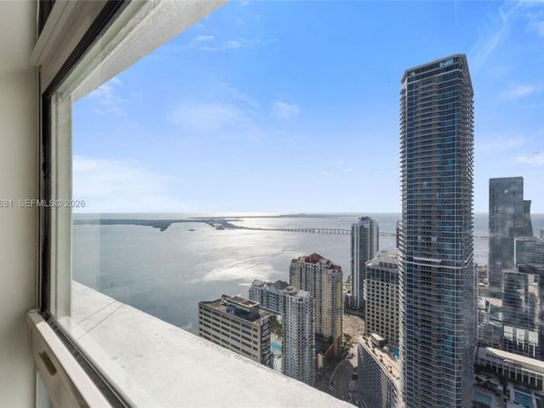 950 Brickell Bay Dr, Unit 5507, Miami, FL 33131