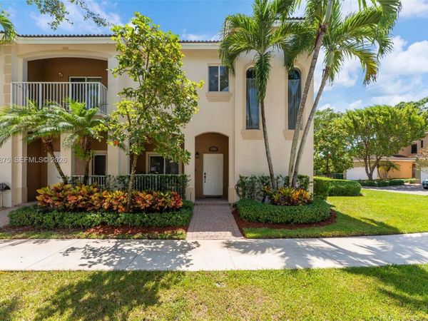 2390 SE 17th Ter , Homestead, FL 33035