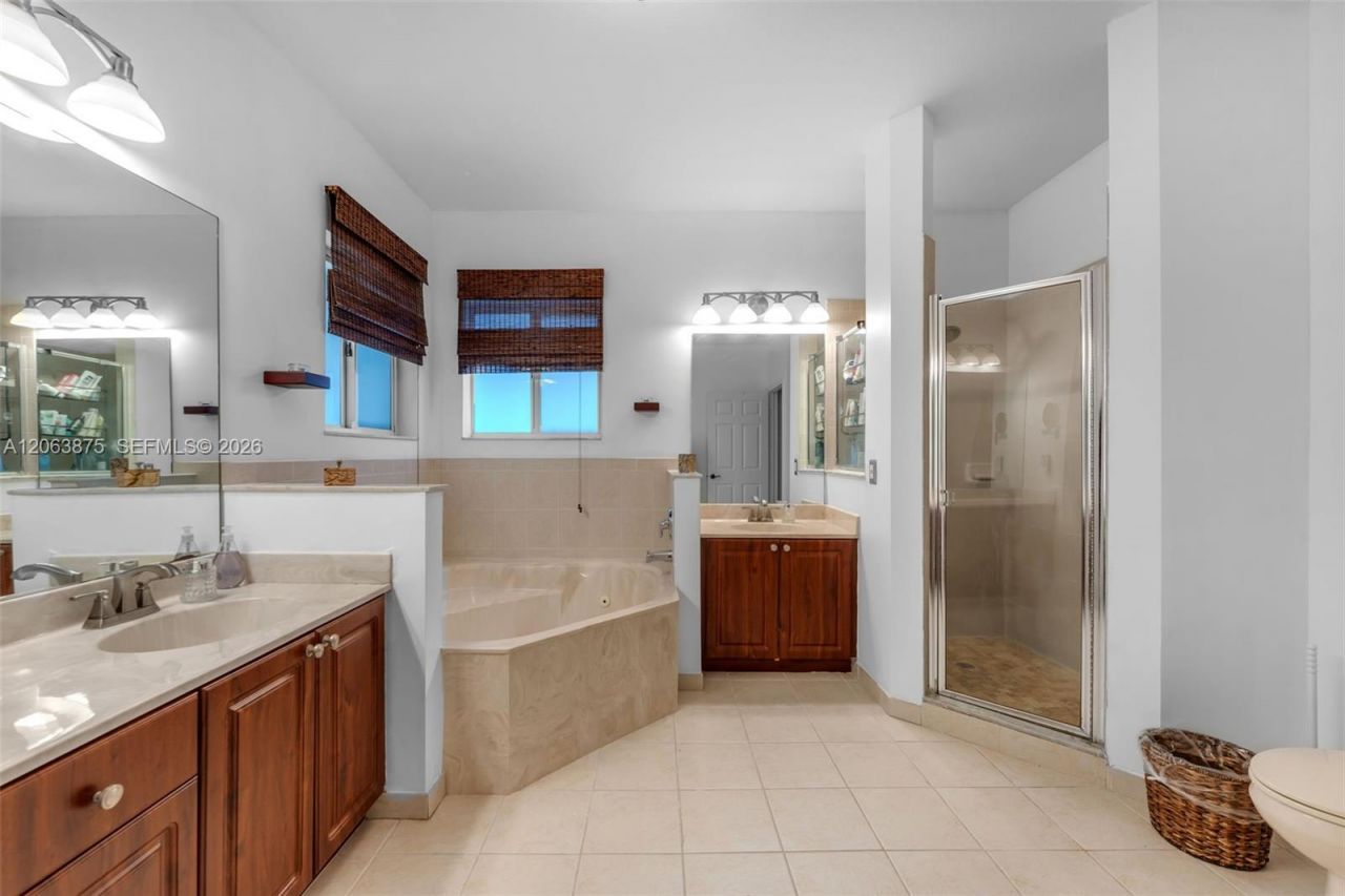 2390 SE 17th Ter, Homestead, FL 33035 Photo