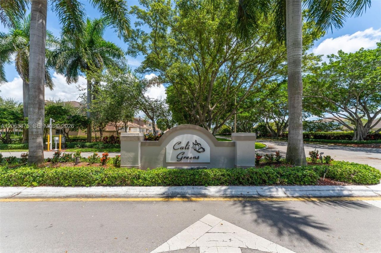 2390 SE 17th Ter, Homestead, FL 33035 Photo