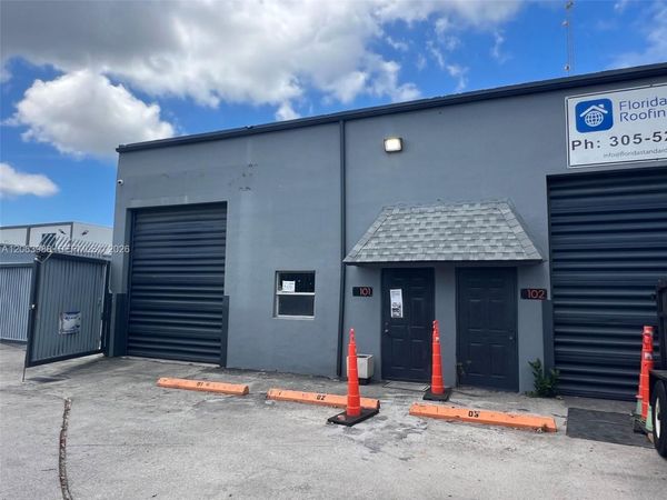 7070 SW 9th Street , Unit 101, Miami, FL 33144