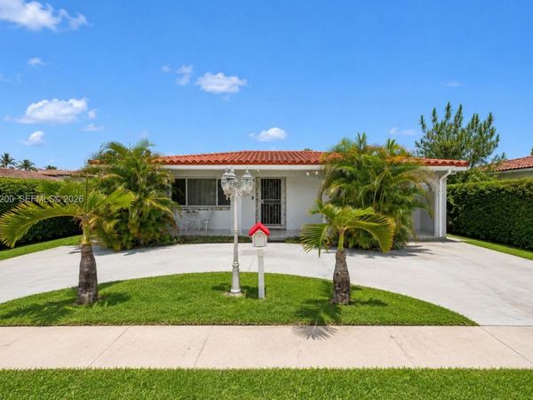 291 W 47th St , Hialeah, FL 33012