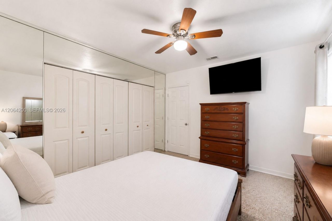 291 W 47th St, Hialeah, FL 33012 Photo